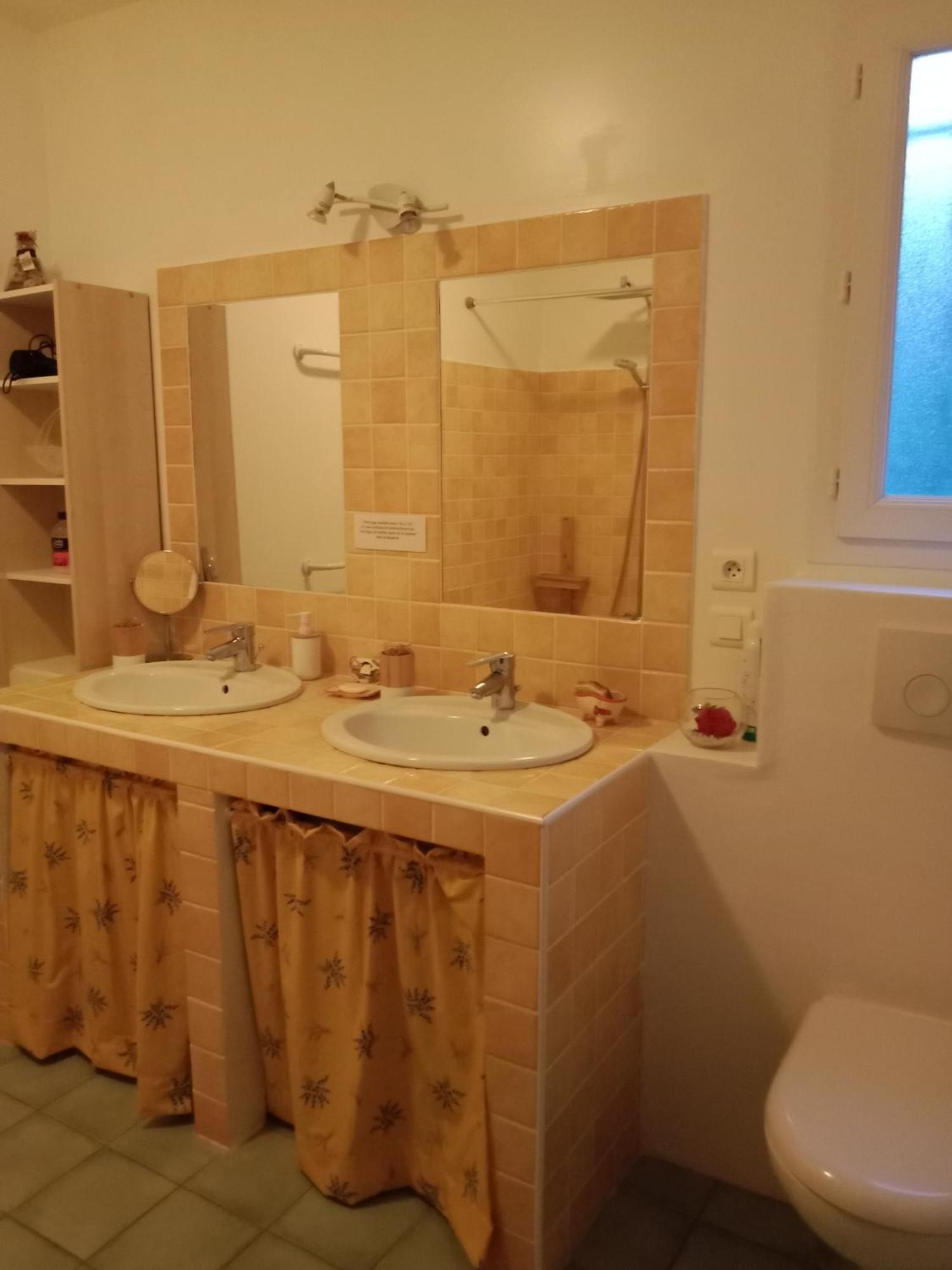 La Farigoulette Bed & Breakfast Lorgues Dış mekan fotoğraf